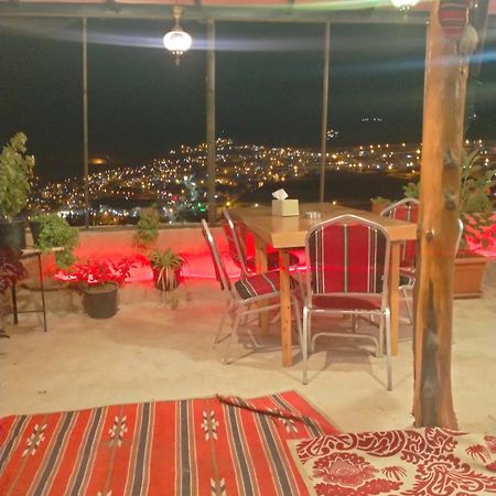 Ameer Apartment Wadi Musa Exterior foto